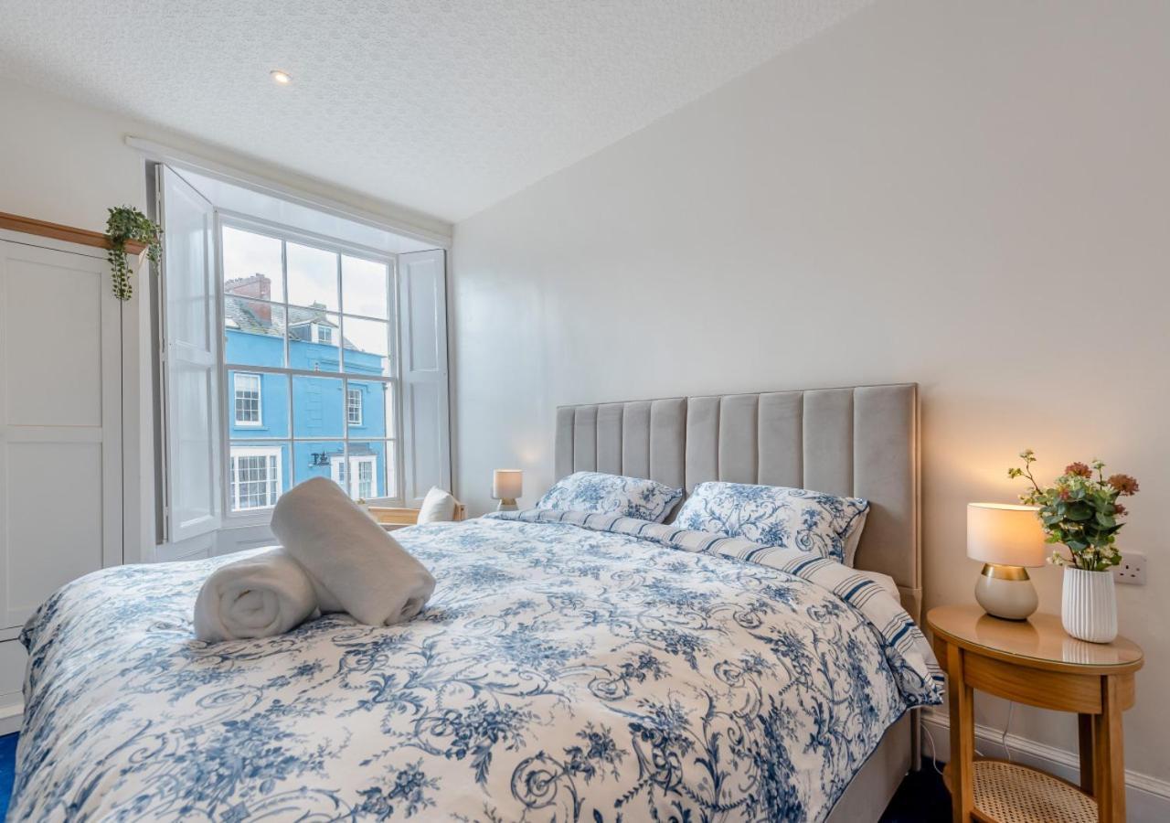 Villa Clifton House Tenby Esterno foto